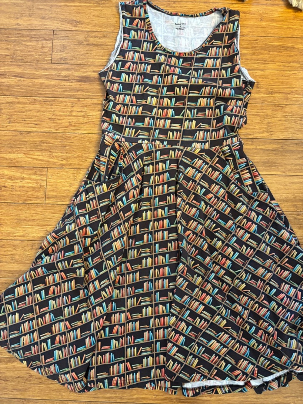 Svaha Usa Black Bookprint Sleeveless Fit & Flare Dress small raw edge tank
